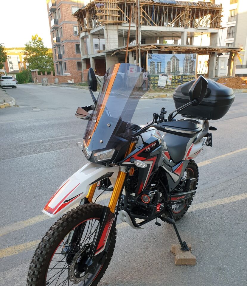 MOTOCAM Arora CR 250 Ön Cam 2025-2026 Model 55cm Füme Renkli 4mm