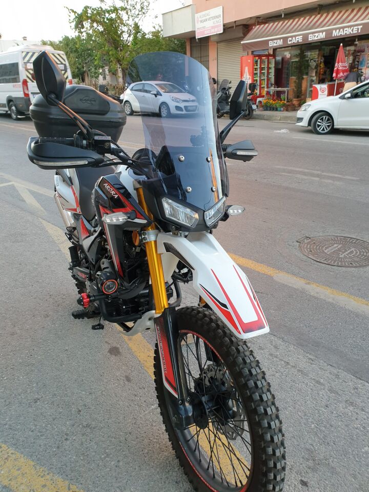 MOTOCAM Arora CR 250 Ön Cam 2025-2026 Model 55cm Füme Renkli 4mm