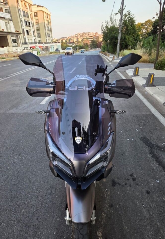 MOTOCAM RKS Reale 125 Ön Cam 2023-2026 Model 55cm Füme Renkli 4mm KISA SPOR CAM
