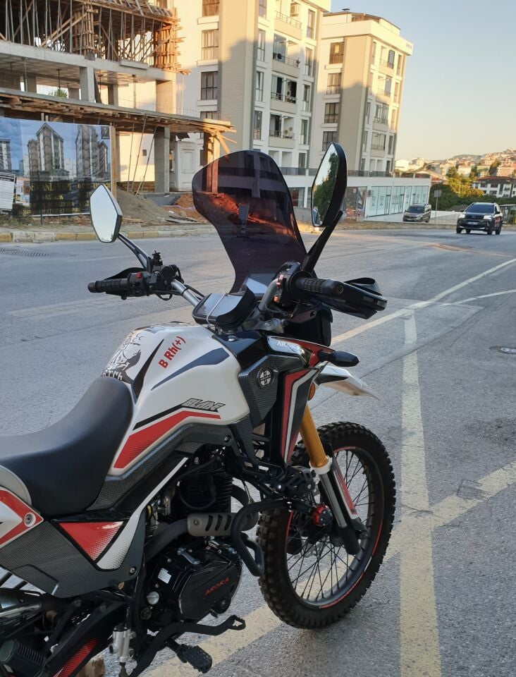 MOTOCAM Arora CR 250 Ön Cam 2025-2026 Model 55cm Siyah Renkli 4mm