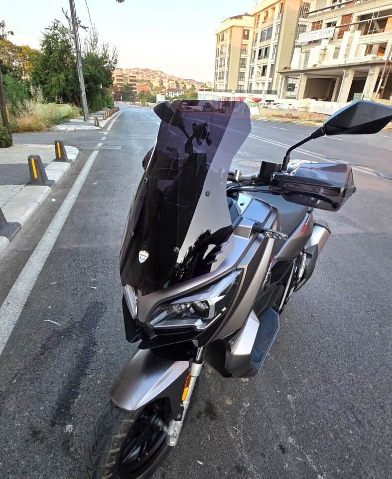 MOTOCAM RKS Reale 125 Ön Cam 2023-2026 Model 55cm Siyah Renkli 4mm KISA SPOR CAM