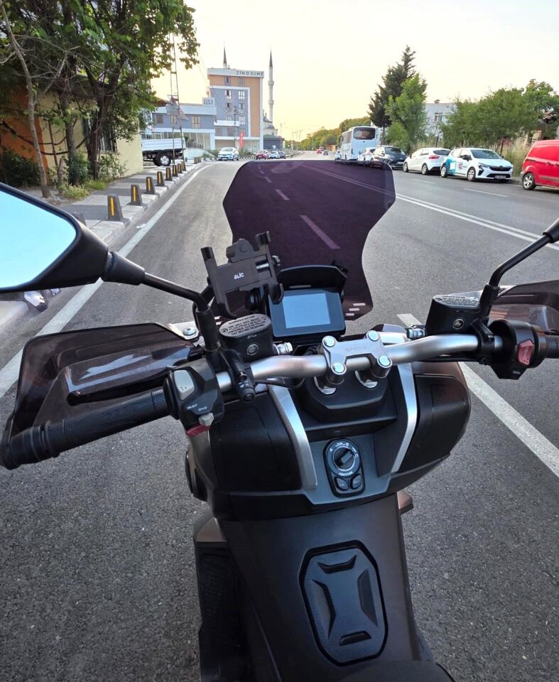 MOTOCAM RKS Reale 125 Ön Cam 2023-2026 Model 55cm Siyah Renkli 4mm KISA SPOR CAM