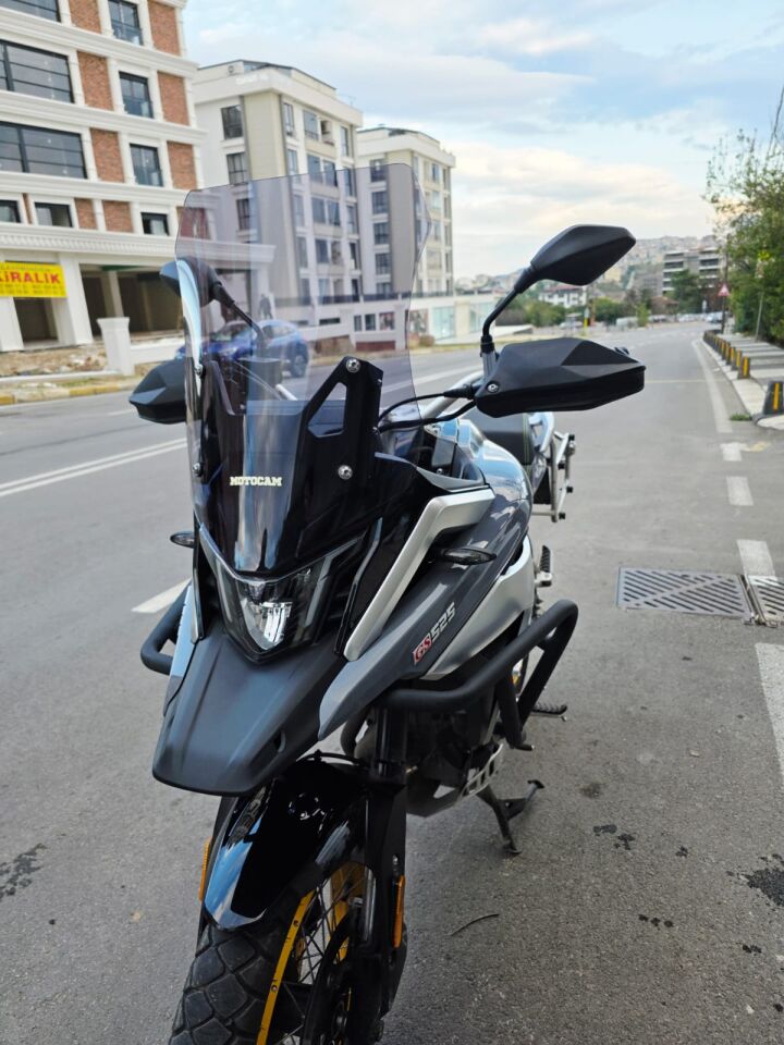 MOTOCAM Arora GS 525 Ön Cam 2022-2026 Model 51cm Füme Renkli 4mm