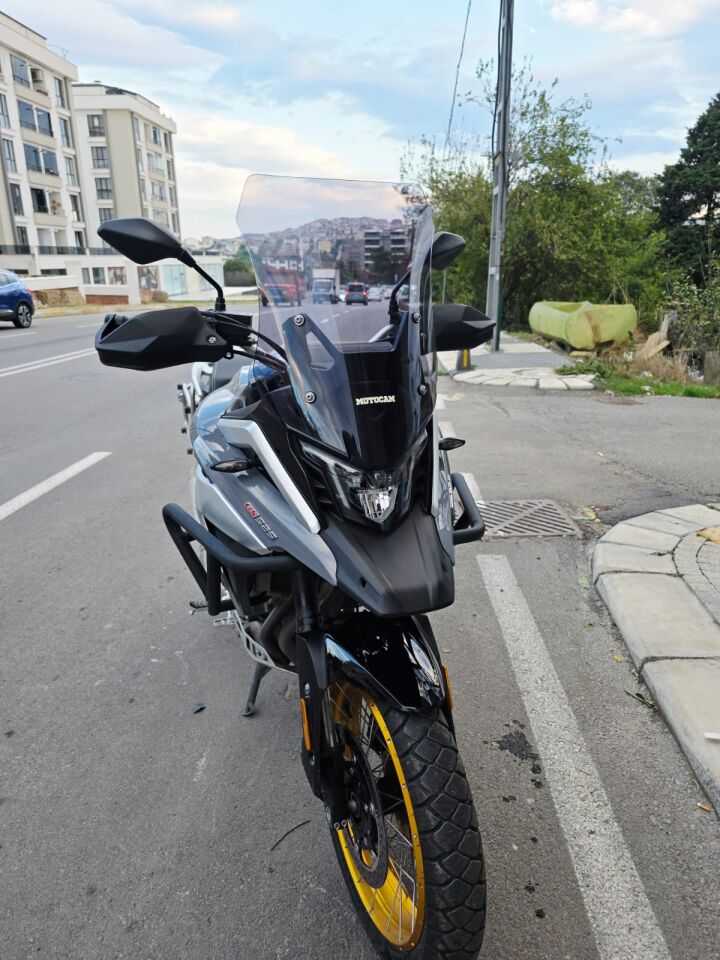 MOTOCAM Arora GS 525 Ön Cam 2022-2026 Model 51cm Füme Renkli 4mm