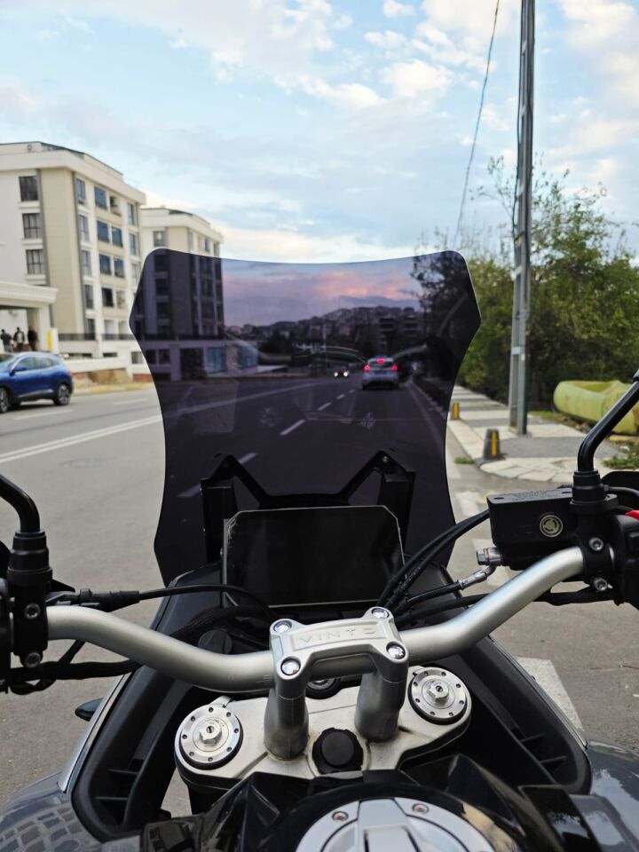 MOTOCAM Arora GS 525 Ön Cam 2022-2026 Model 51cm Siyah Renkli 4mm