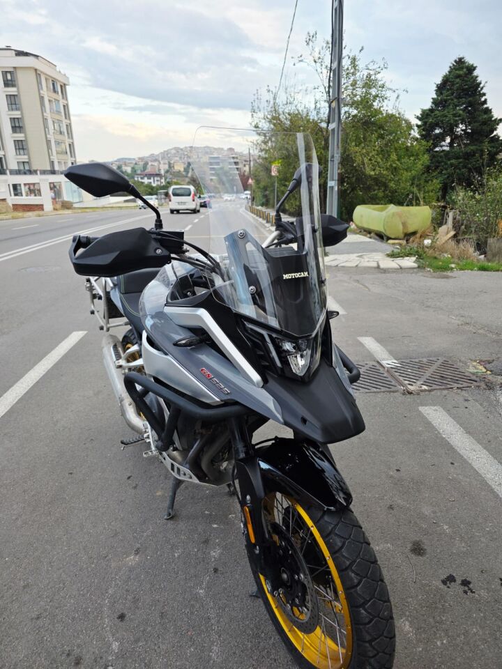 MOTOCAM Arora GS 525 Ön Cam 2022-2026 Model 51cm Şeffaf Renkli 4mm