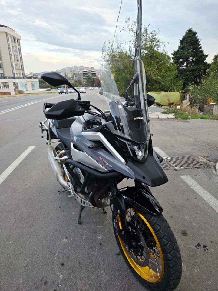 MOTOCAM Arora GS 525 Ön Cam 2022-2026 Model 51cm Şeffaf Renkli 4mm