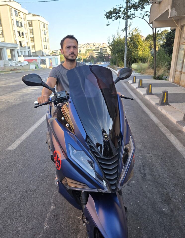 MOTOCAM Arora GT 125 Ön Cam 2023-2026 Model 65cm Siyah Renkli 4mm ORİJİNAL BOYLU