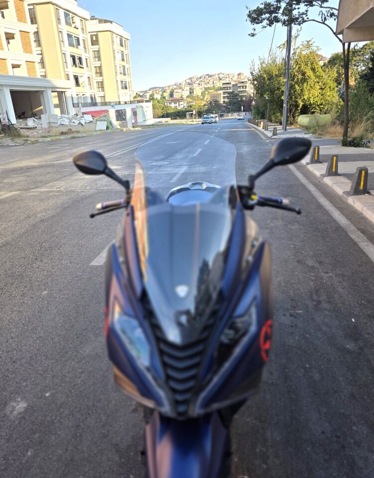 MOTOCAM Arora GT 125 Ön Cam 2023-2026 Model 65cm Şeffaf Renkli 4mm ORİJİNAL BOYLU