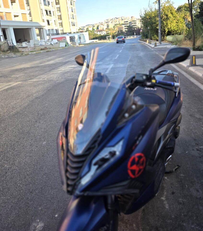 MOTOCAM Arora GT 125 Ön Cam 2023-2026 Model 65cm Şeffaf Renkli 4mm ORİJİNAL BOYLU