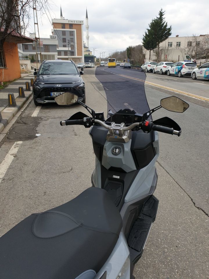 Sym Adx 300 Ön Cam 2024-2025 Model 75 CM - Açıkfüme Renkli