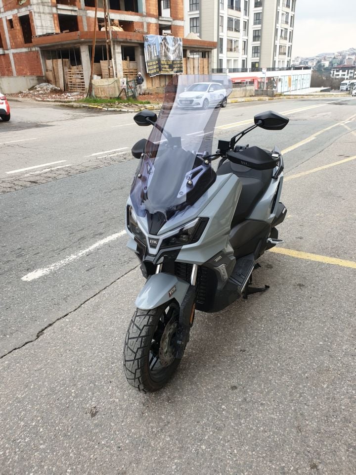 Sym Adx 300 Ön Cam 2024-2025 Model 75 CM - Açıkfüme Renkli