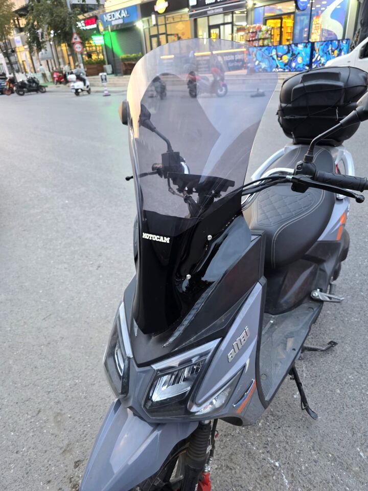 MOTOCAM Altai F3 Max Ön Cam 2024-2026 Model 63cm Füme Renkli 4mm