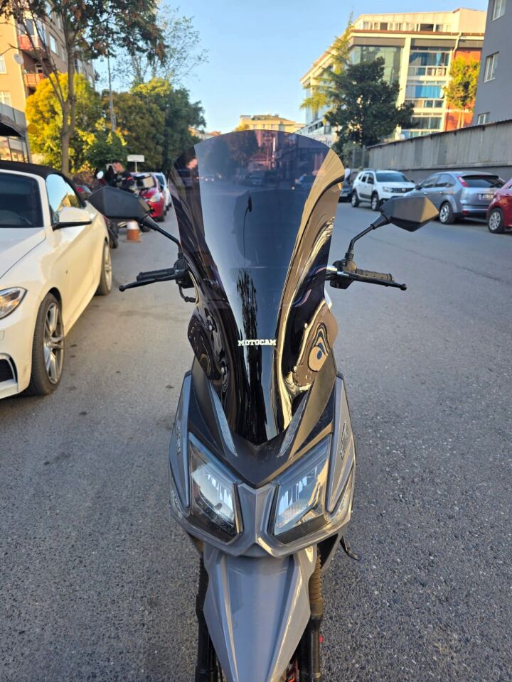 MOTOCAM Altai F3 Max Ön Cam 2024-2026 Model 63cm Siyah Renkli 4mm