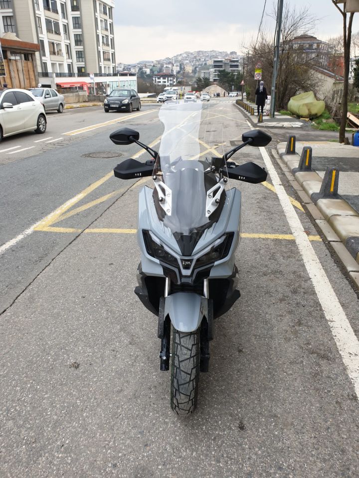 Sym Adx 300 Ön Cam 2024-2025 Model 75 CM - Şeffaf Renkli