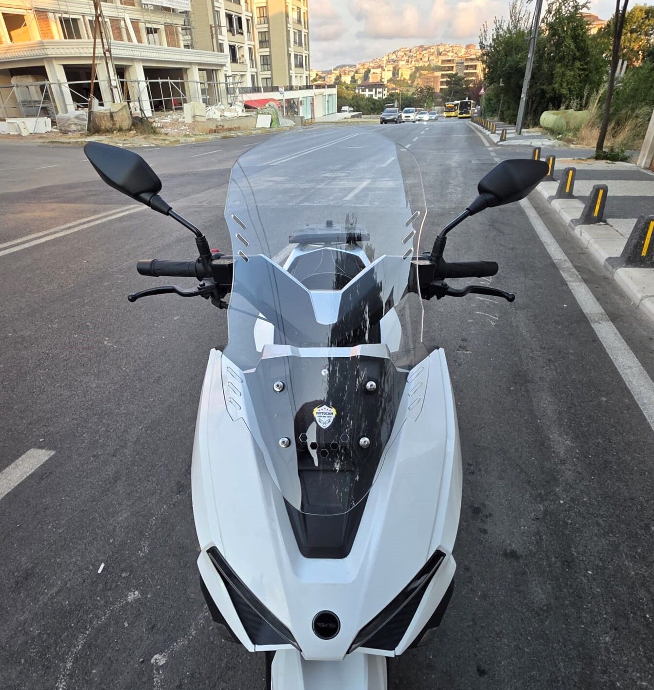 MOTOCAM RKS Vieste 249 Ön Cam 2022-2026 Model 55cm Şeffaf Renkli 4mm KISA