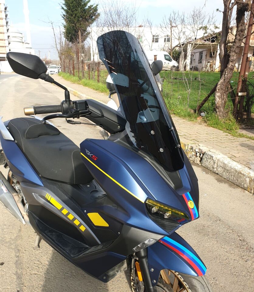MOTOCAM RKS Vieste 249 Ön Cam 2022-2026 Model 65cm Siyah Renkli 4mm ORTA BOYLU