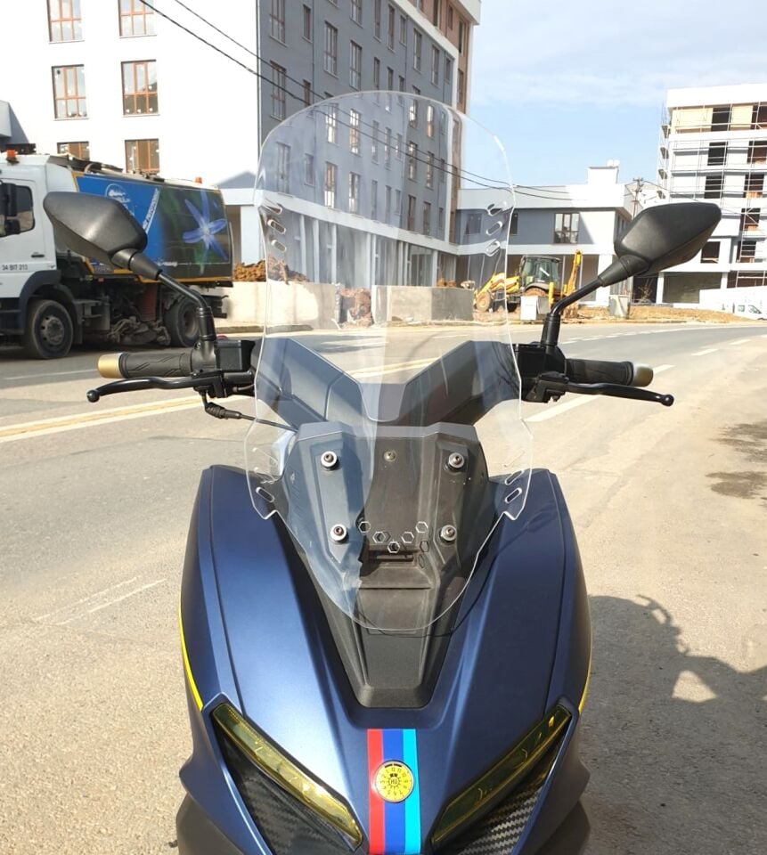 MOTOCAM RKS Vieste 249 Ön Cam 2022-2026 Model 65cm Şeffaf Renkli 4mm ORTA BOYLU