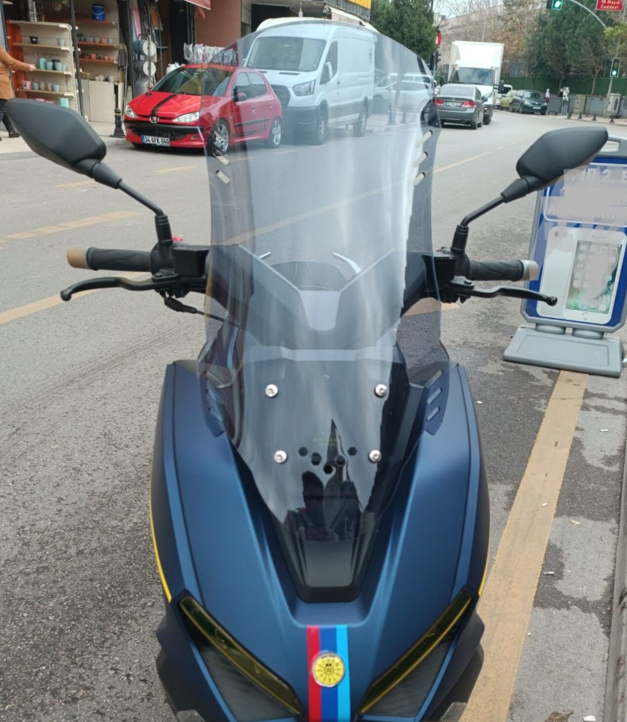 MOTOCAM RKS Vieste 249 Ön Cam 2022-2026 Model 75cm Füme Renkli 4mm UZUN