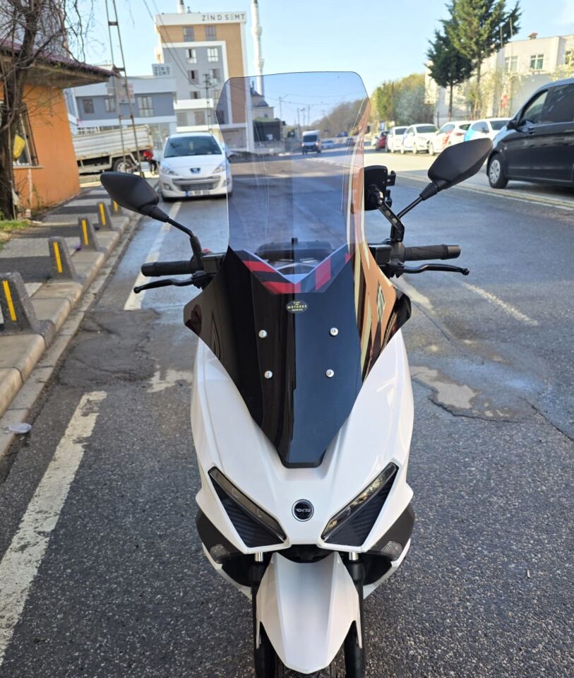 MOTOCAM RKS Vieste 249 Ön Cam 2022-2026 Model 78cm Füme Renkli 4mm UZUN