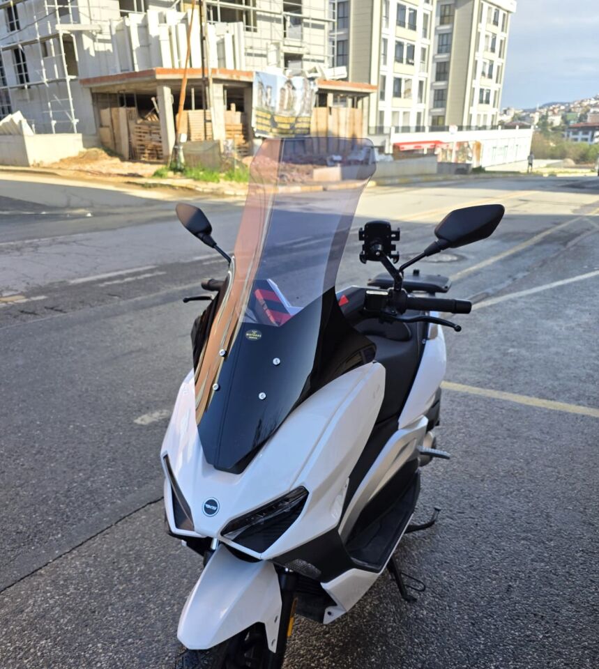 MOTOCAM RKS Vieste 249 Ön Cam 2022-2026 Model 78cm Füme Renkli 4mm UZUN