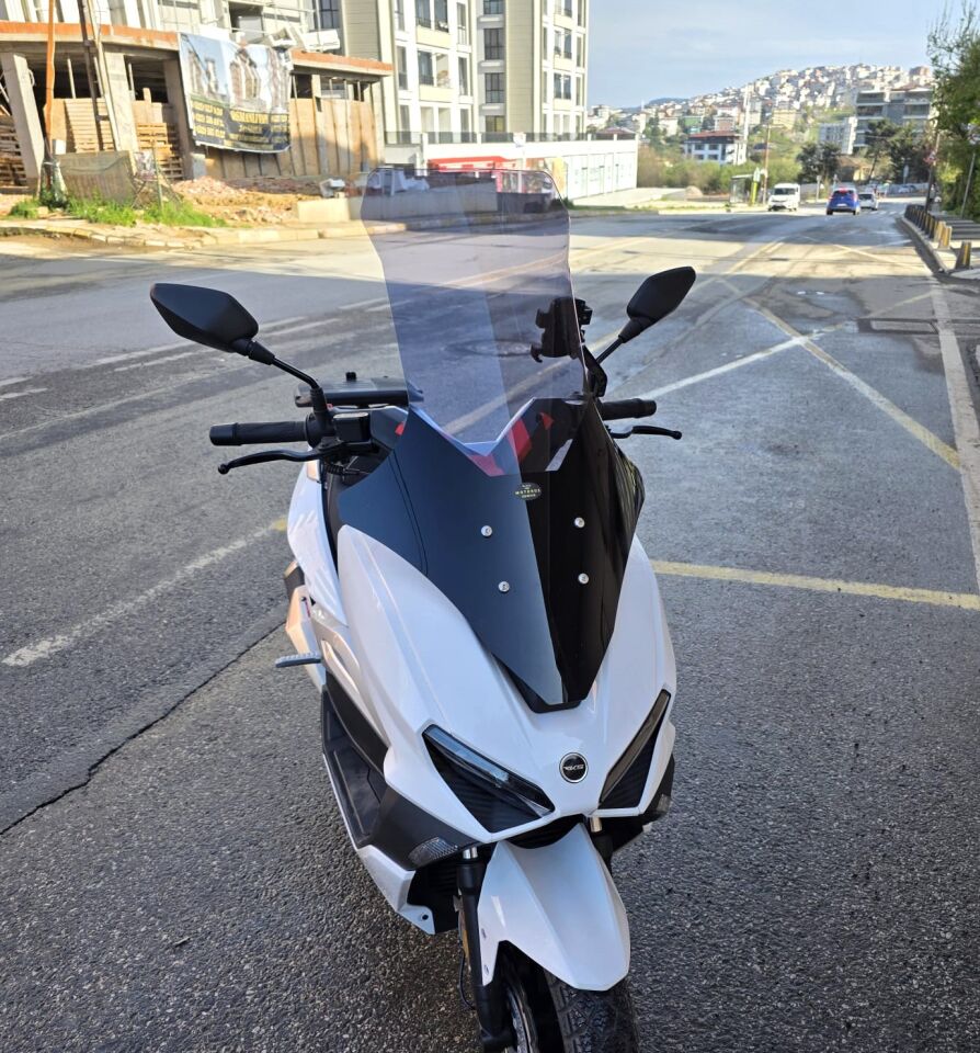 MOTOCAM RKS Vieste 249 Ön Cam 2022-2026 Model 78cm Füme Renkli 4mm UZUN