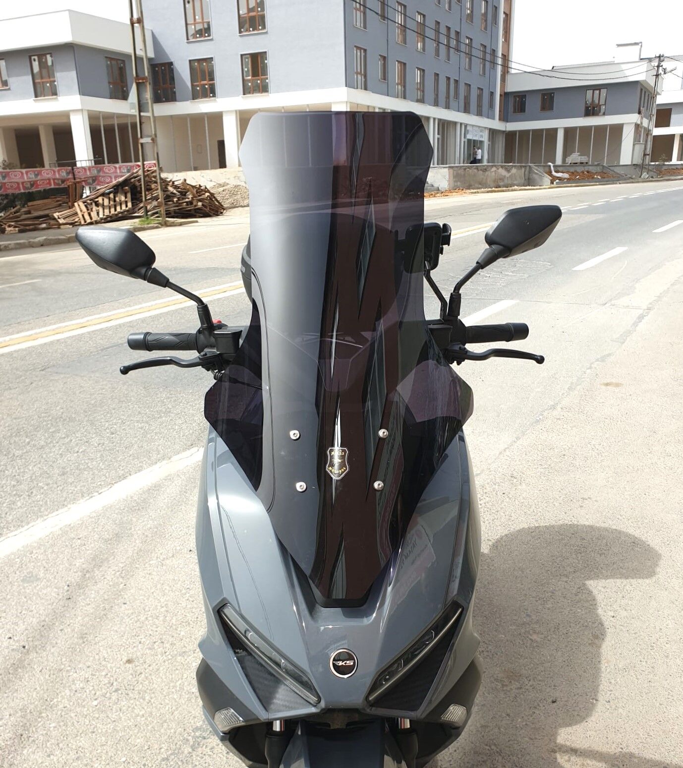 MOTOCAM RKS Vieste 249 Ön Cam 2022-2026 Model 78cm Siyah Renkli 4mm UZUN