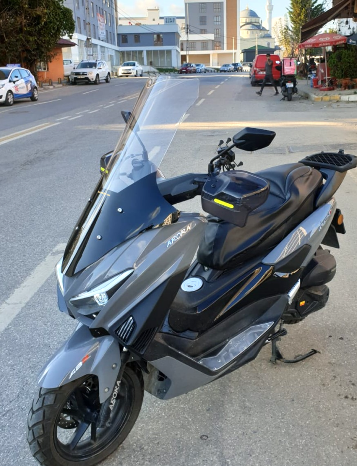 MOTOCAM Arora Max PRO 125 Ön Cam 2023-2026 Model 78cm Şeffaf Renkli 4mm UZUN