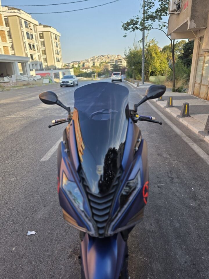 Siyah Renkli