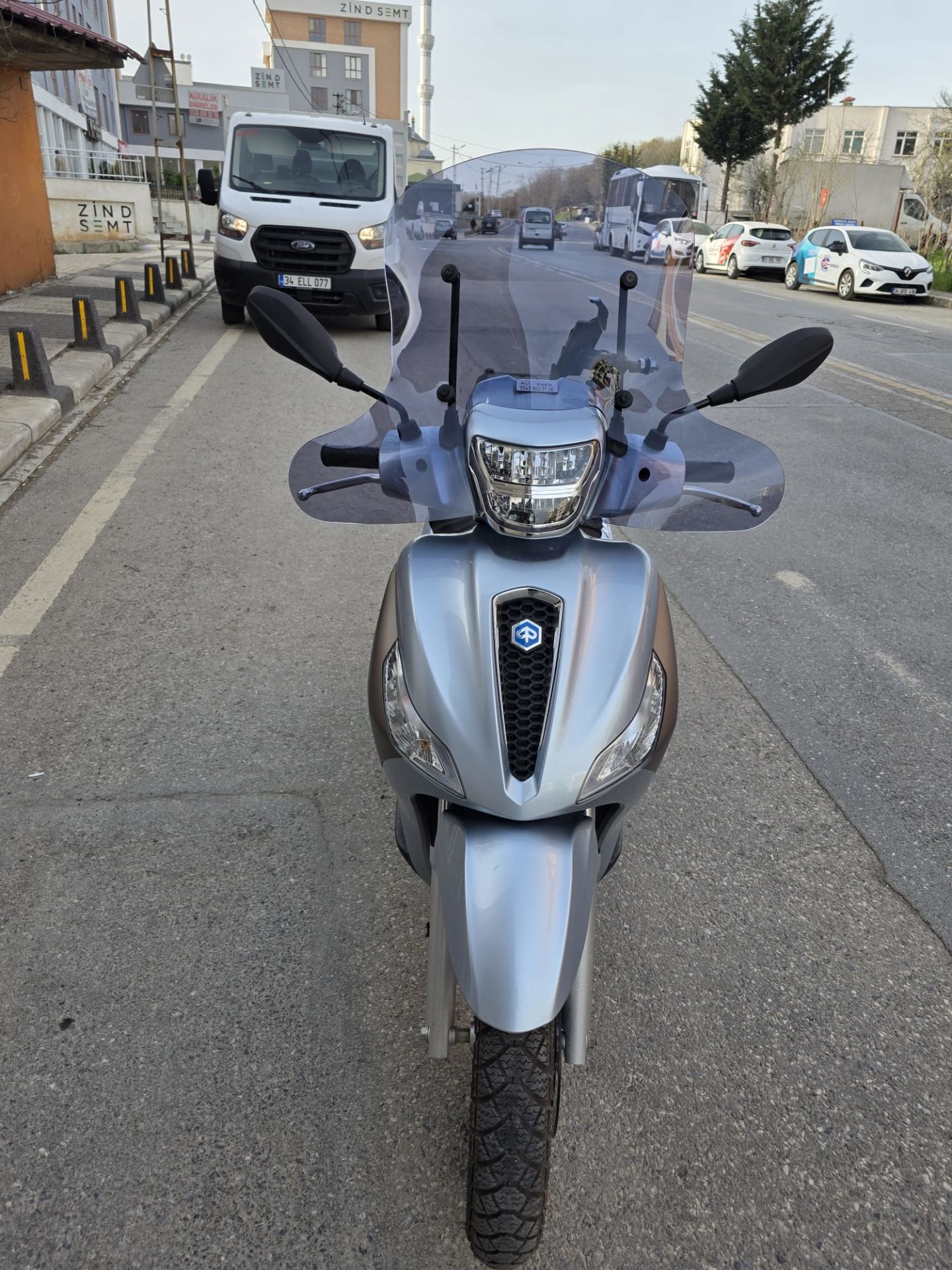 Piaggio Medley 150 S Elcikli Ön Cam 2021, 2025 Model 54cm