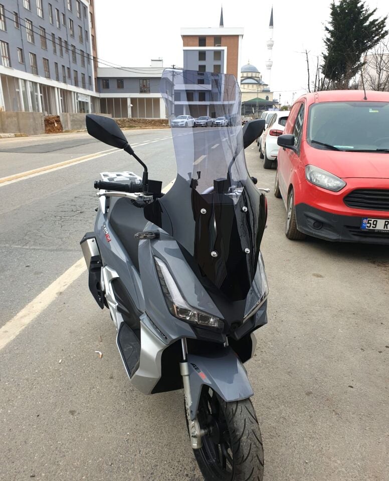 MOTOCAM Arora Max T Ön Cam 2022-2026 Model 78cm Füme Renkli 4mm UZUN