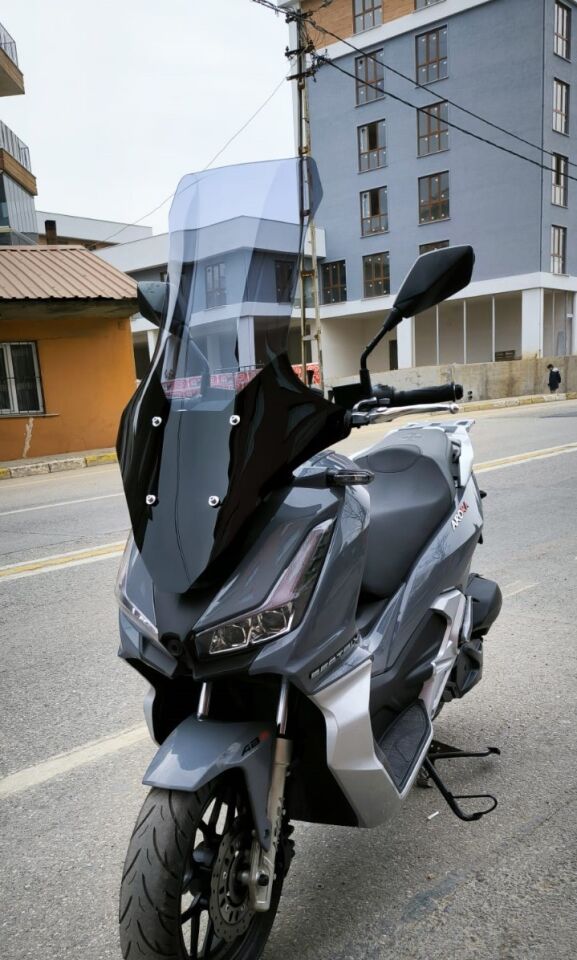 MOTOCAM Arora Max T Ön Cam 2022-2026 Model 78cm Füme Renkli 4mm UZUN