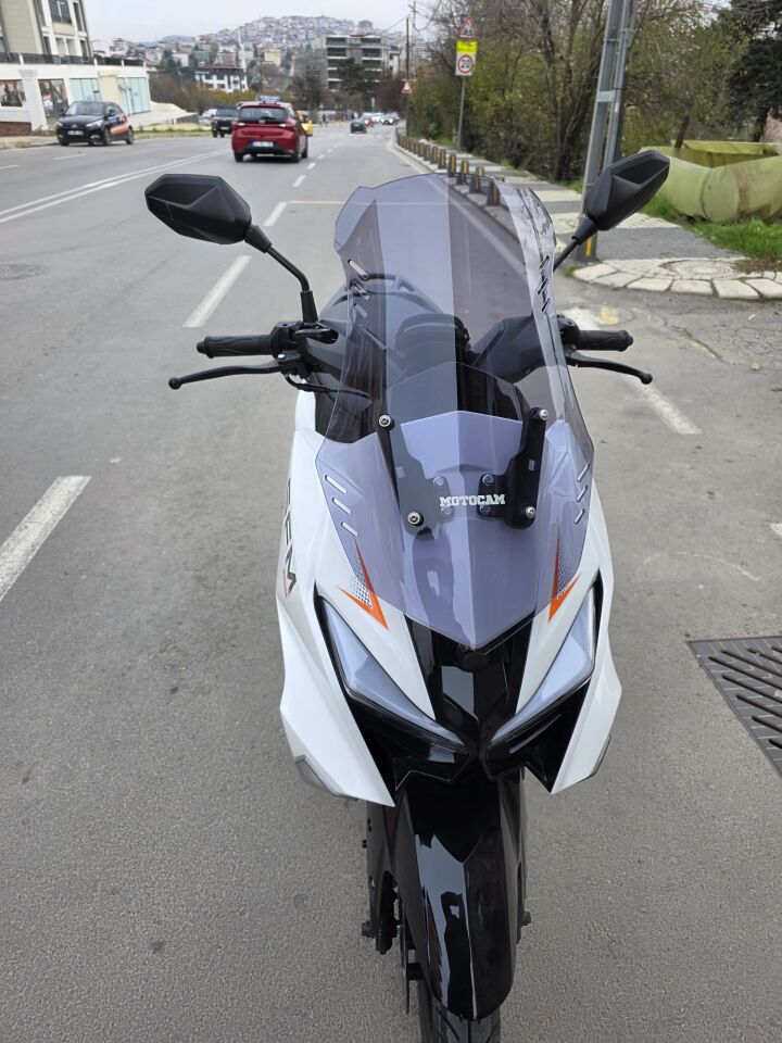 MOTOCAM SFM Lahos Ön Cam 2024-2026 Model 55cm Füme Renkli 4mm