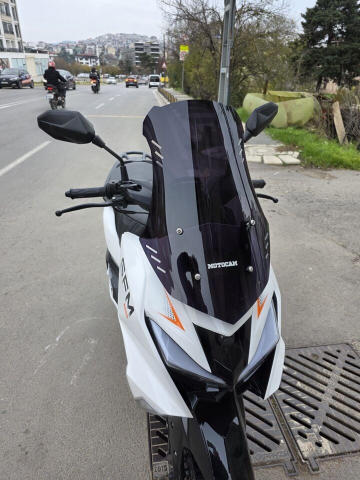 MOTOCAM SFM Lahos Ön Cam 2024-2026 Model 55cm Siyah Renkli 4mm