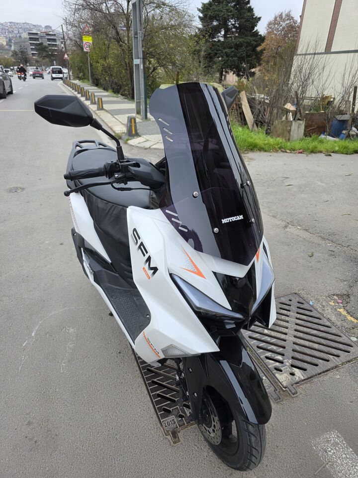 MOTOCAM SFM Lahos Ön Cam 2024-2026 Model 55cm Siyah Renkli 4mm