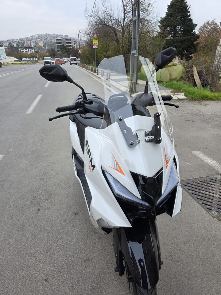 MOTOCAM SFM Lahos Ön Cam 2024-2026 Model 55cm Şeffaf Renkli 4mm