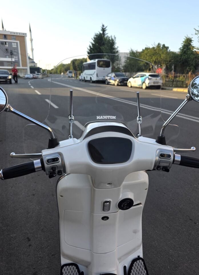 MOTOCAM Arora Safari 125 Ön Cam 2021-2026 Model 37cm Şeffaf Renkli 4mm APARATSIZ
