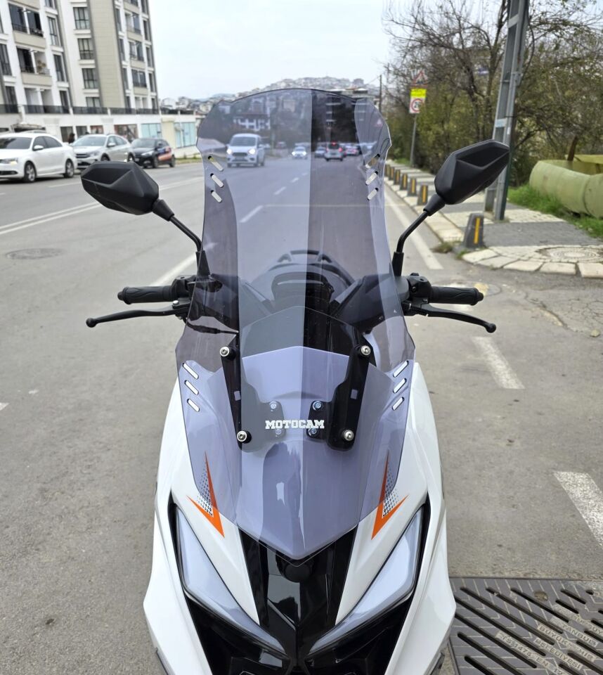 MOTOCAM SFM Lahos Ön Cam 2024-2026 Model 65cm Füme Renkli 4mm