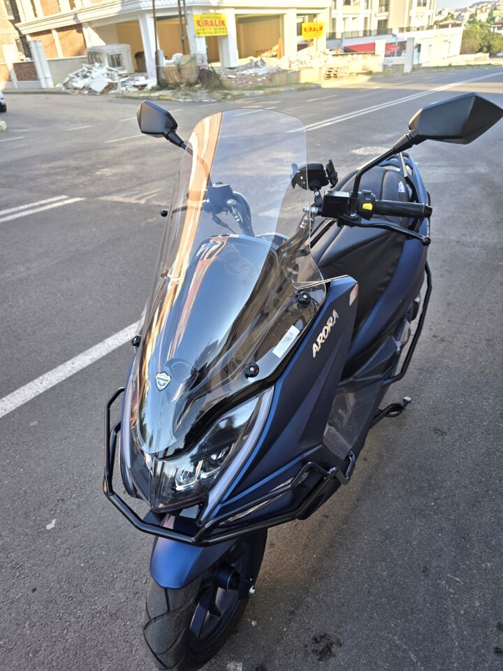 MOTOCAM Arora Safari PRO Ön Cam 2023-2026 Model 70cm Şeffaf Renkli 4mm ORİJİNAL BOYLU