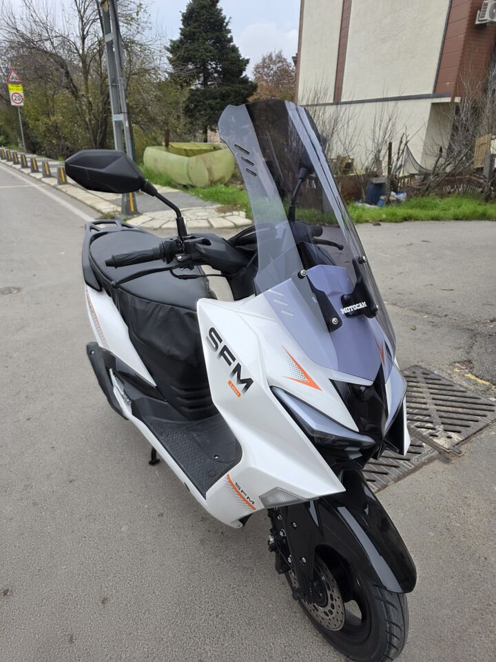 MOTOCAM SFM Lahos Ön Cam 2024-2026 Model 75cm Füme Renkli 4mm