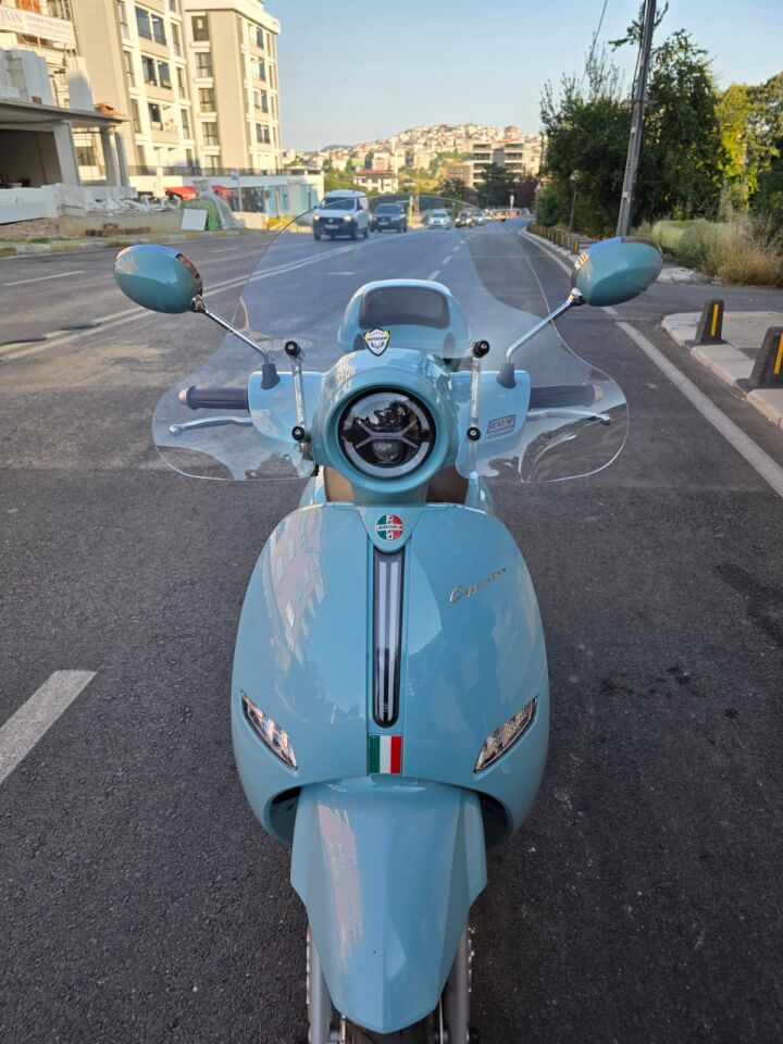 MOTOCAM Arora AR50 Cappucino Ön Cam 2020-2025 Model 39cm Şeffaf Renkli 4mm APARATSIZ