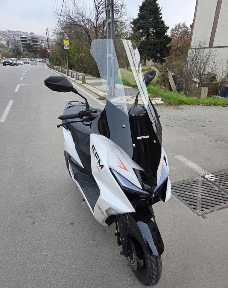 MOTOCAM SFM Lahos Ön Cam 2024-2026 Model 78cm Şeffaf Renkli 4mm