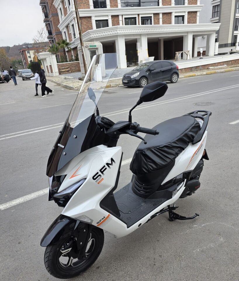 MOTOCAM SFM Lahos Ön Cam 2024-2026 Model 78cm Şeffaf Renkli 4mm