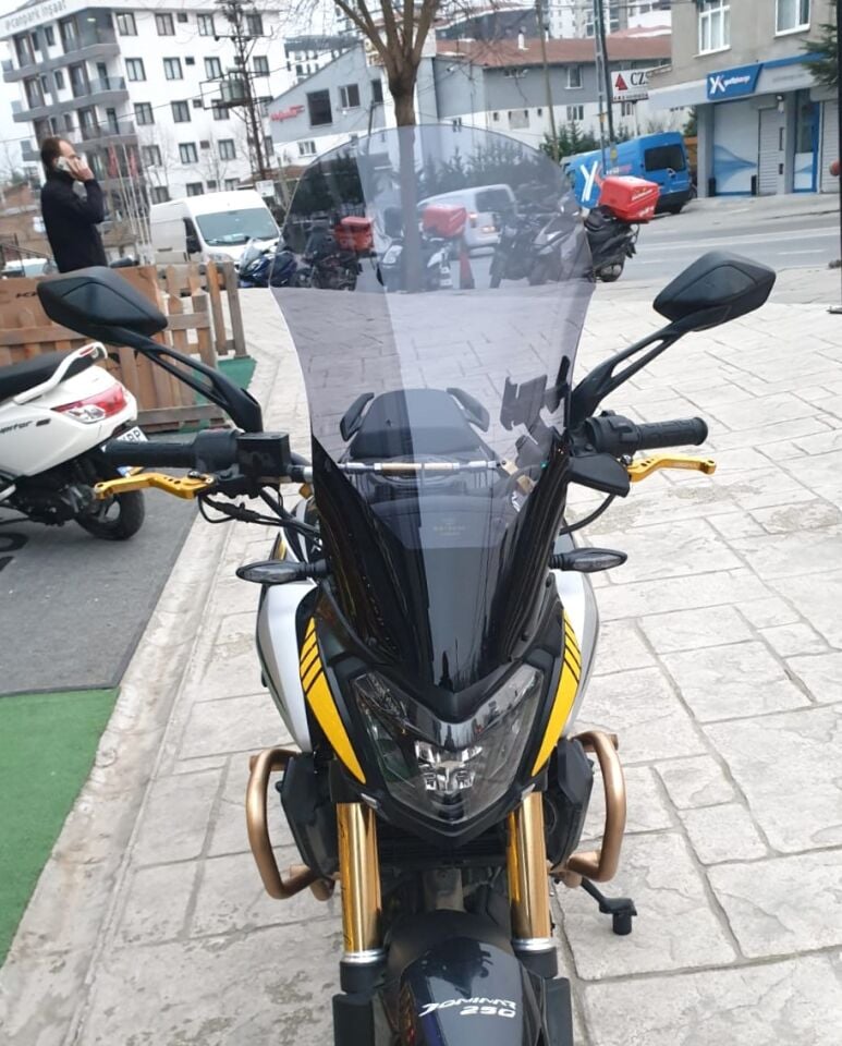 MOTOCAM Bajaj Dominar 250 Ön Cam 2017-2026-2026 Model 58cm Füme Renkli 4mm
