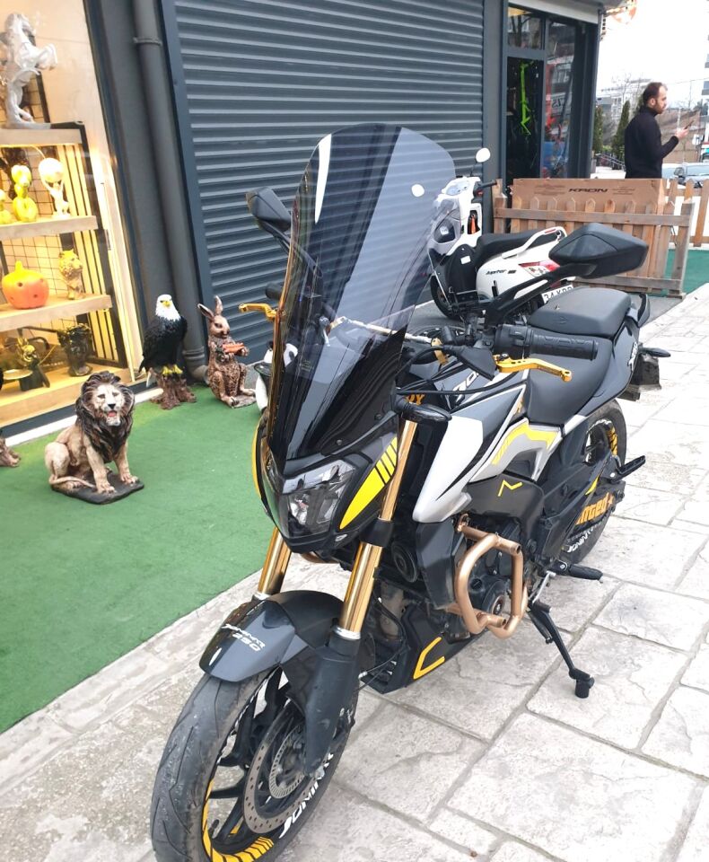 MOTOCAM Bajaj Dominar 250 Ön Cam 2017-2026-2026 Model 58cm Füme Renkli 4mm
