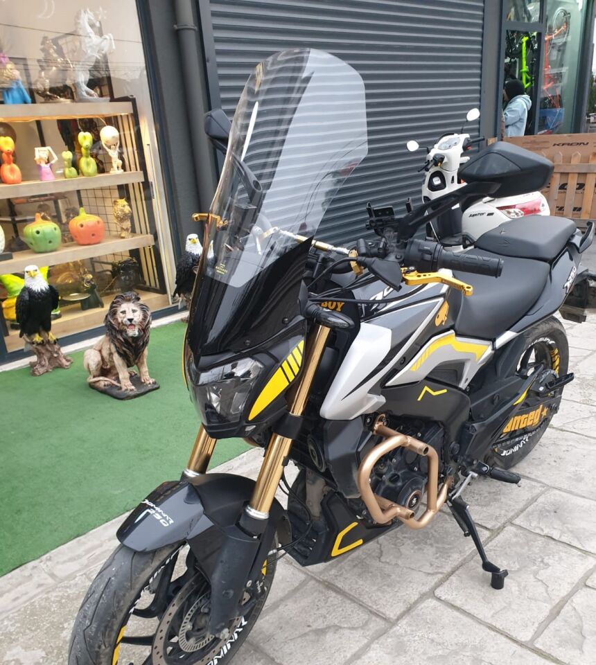 MOTOCAM Bajaj Dominar 250 Ön Cam 2017-2026-2026 Model 58cm Şeffaf Renkli 4mm