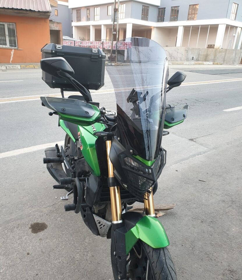 MOTOCAM Bajaj Dominar 400 Ön Cam 2017-2026-2026 Model 58cm Füme Renkli 4mm