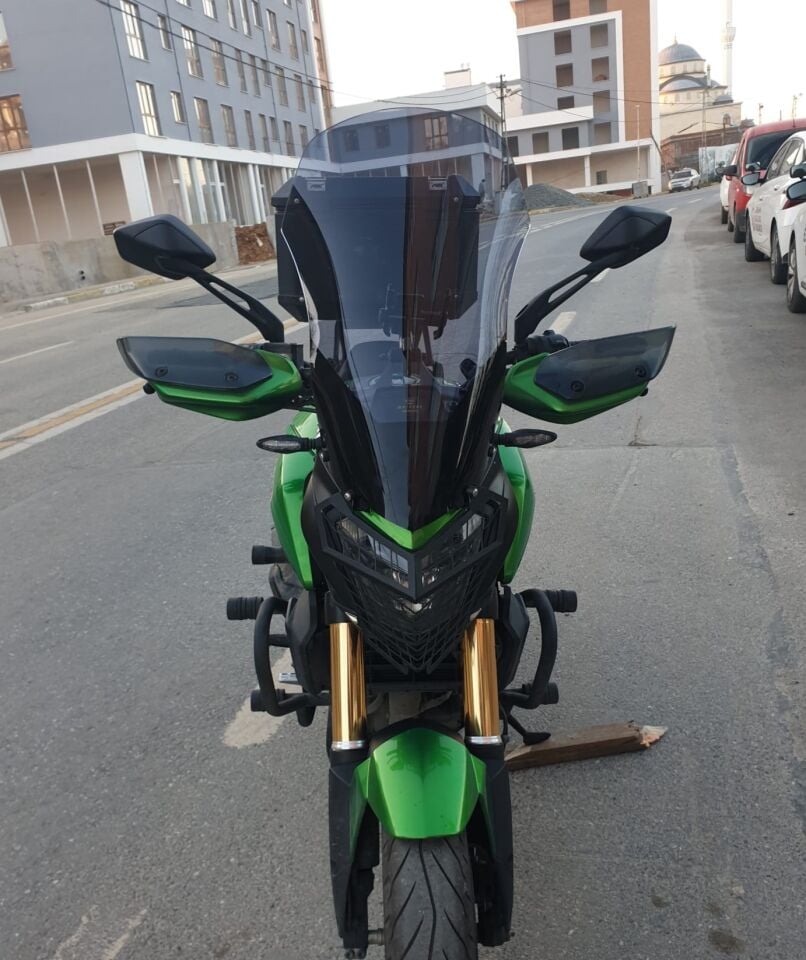 MOTOCAM Bajaj Dominar 400 Ön Cam 2017-2026-2026 Model 58cm Füme Renkli 4mm