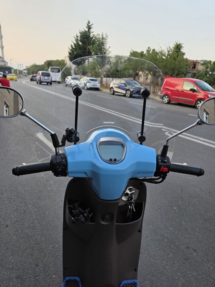 MOTOCAM RKS LT 50 PRO Ön Cam 2023-2026 Model 45cm Şeffaf Renkli 4mm Elcikli APARATSIZ
