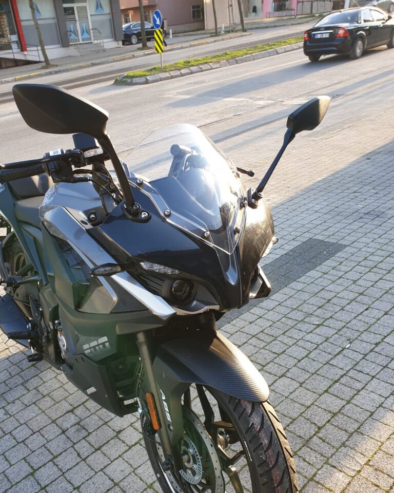 MOTOCAM Bajaj Pulsar RS 200 Ön Cam 2015-2026-2026 Model 33cm Şeffaf Renkli 4mm SPORTİF